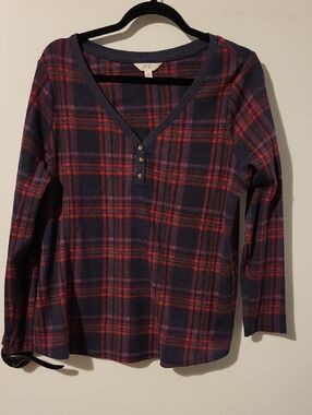 Terra & Sky Navy and Red Plaid Henley Top
